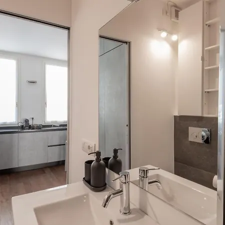 Voghera Apartment Milan